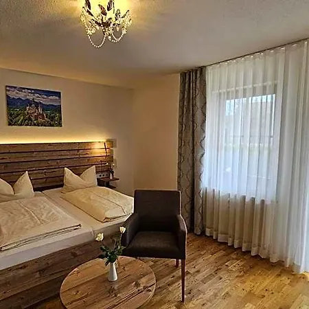 Roessle Hotel
