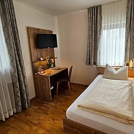 Roessle Hotel