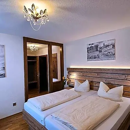 Roessle Hotel