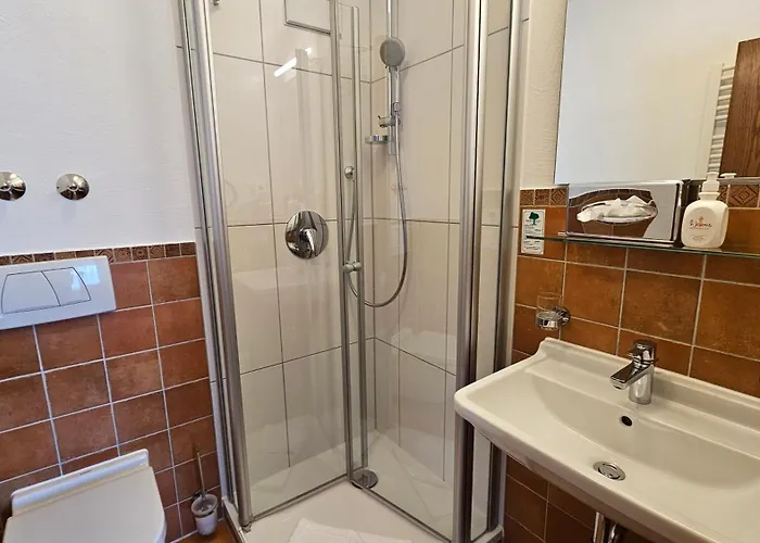 Roessle 3* سيندن